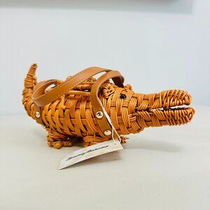 TOMMY BAHAMA NATURAL WOVEN WICKER ALLIGATOR CROCODILE SHAPED NOVELTY TOTE BAG